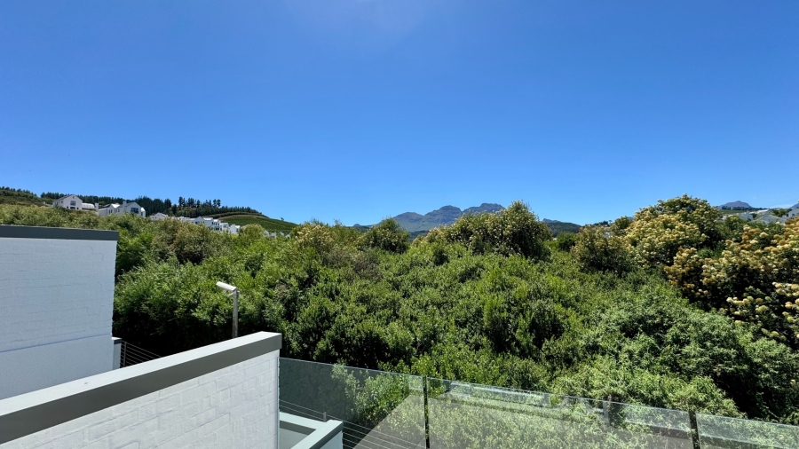 3 Bedroom Property for Sale in Gevonden Estate Western Cape